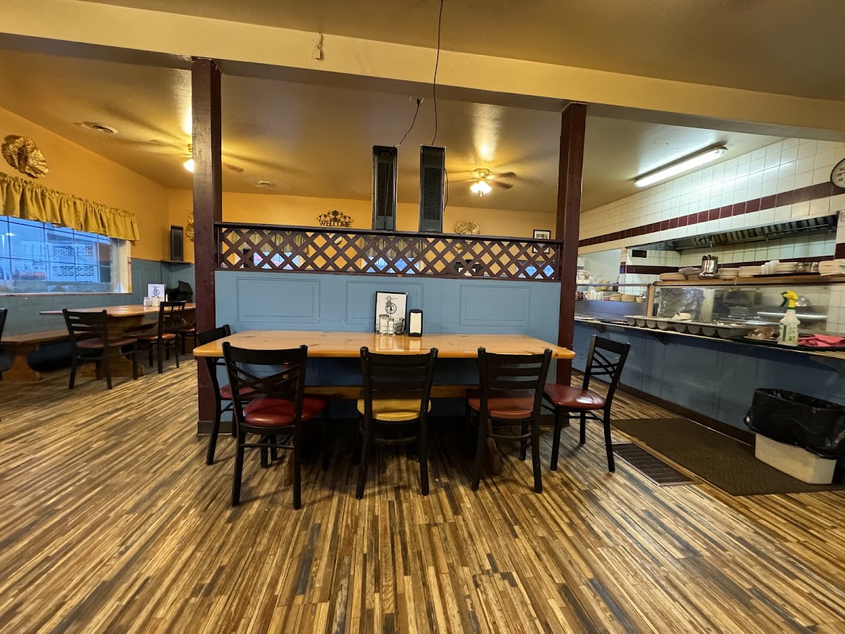 Deb's Gas Bar & Restaurant